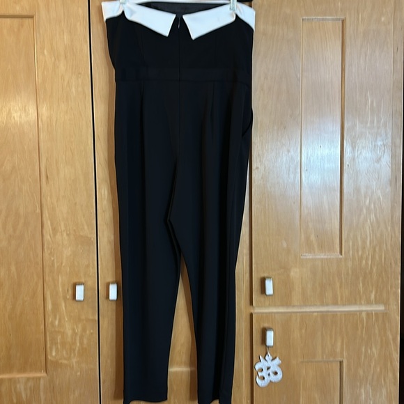 ✨ NEW White House black market elegant fitted bustier cropped jumpsuit 14 WHBM - Picture 9 of 15